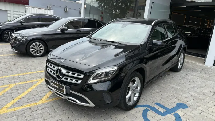Mercedes-Benz GLA 200 Adv. 1.6/1.6 TB 16V Flex Aut. 2018
