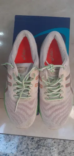 Tenis asics nimbus lite show 43