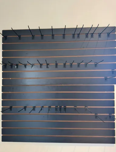 2 Painel Canaletado Preto Mdf 0,60x1,20 com ganchos