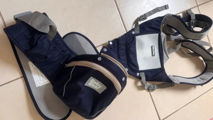 Vende-se canguru usado pouquíssimas vezes - acompanha caixa