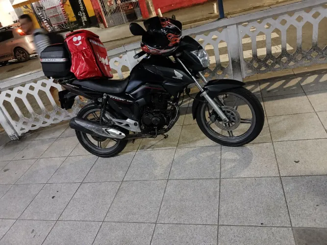 Vendo ou troco por outra moto ou carro