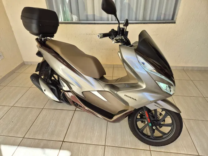 Honda PCX 2022 DLX