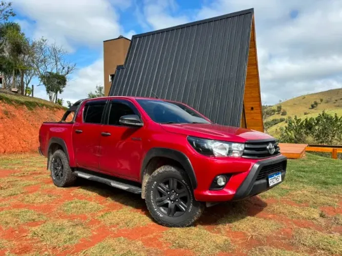 Toyota Hilux CD SR Chall. 4X4 2.8 TDI Dies Aut. 2018