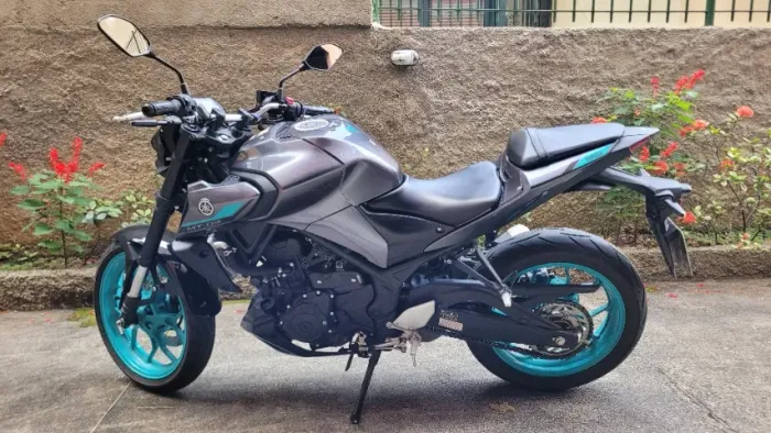 [VENDO] Yamaha MT-03 ABS 2025 - Único Dono (Apenas 5.564 km) - Na Garantia de Fábrica