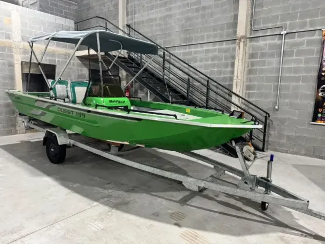 Barco de Pesca Quest 195 Metal Boat 0km - Casco Sem Motor e Carreta