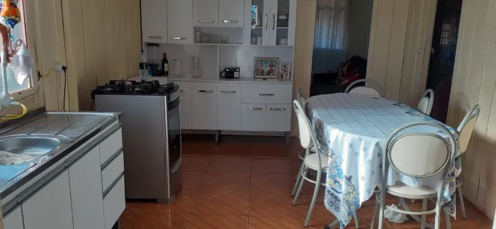 Vende-se Casa Mobiliada