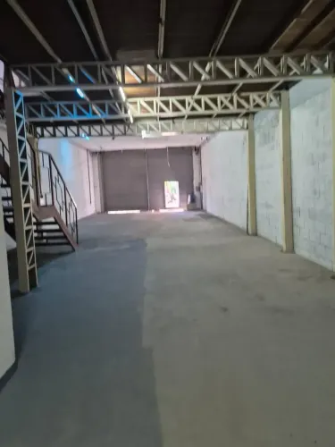 Imóvel para aluguel e venda com 200 metros quadrados em Centro - São José dos Campos - SP