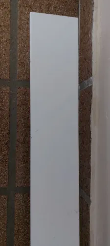 Vendo rodapé de 6cm largura, cor branco em PVC na caixa (2 cx)com 50 metros.. $400,00