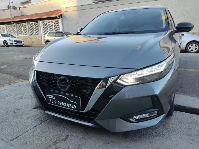 Nissan Sentra Exclu. Int. Premium 2.0 16V Aut. 2023