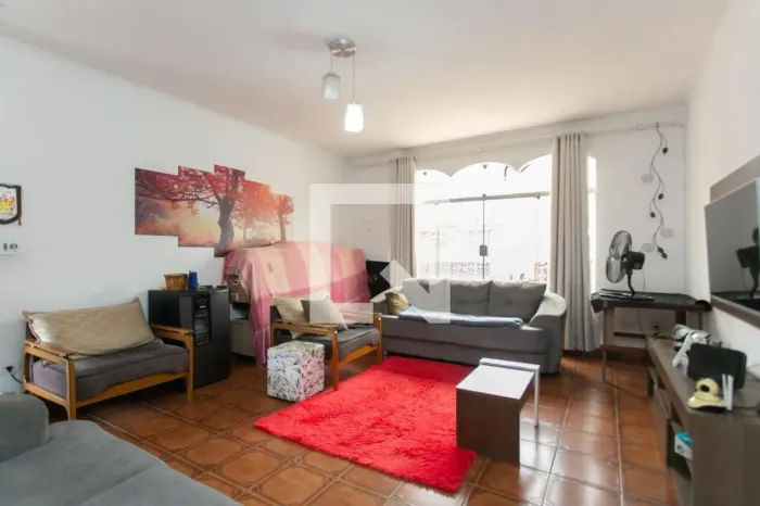 Casa à Venda - Vila Jacuí, 3 Quartos, 180 m2