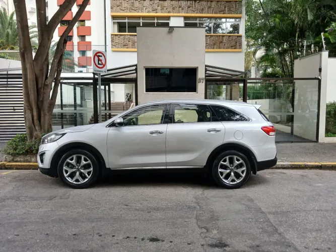 Kia Motors Sorento 3.3 V6 24V 270cv 4X2 Aut. 2018