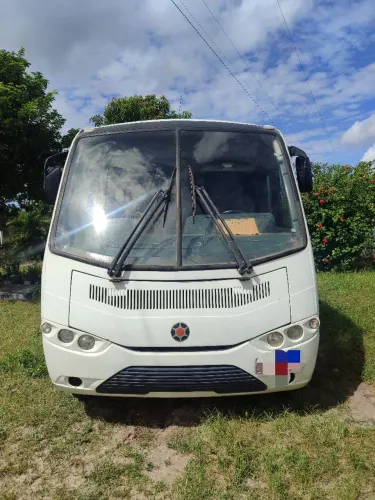 Micro ônibus MB 2010