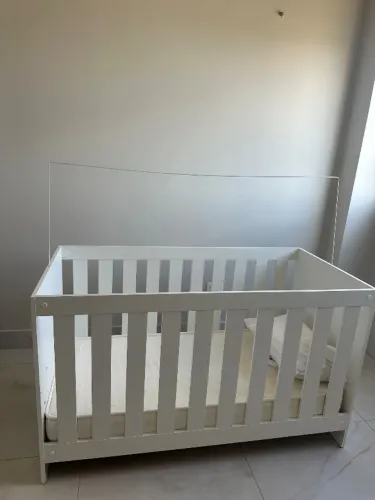 Berço com colchão Ortobom