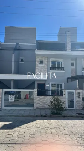 Casa com 4 quartos no bairro Jurerê Internacional, Florianópolis