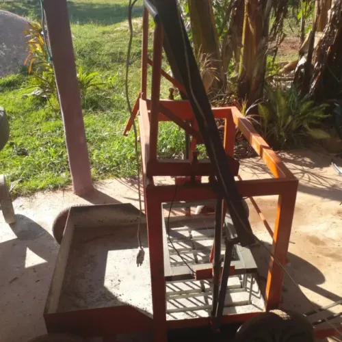 Maquina poedeira fabricação de tijolo de cimento e betoneira