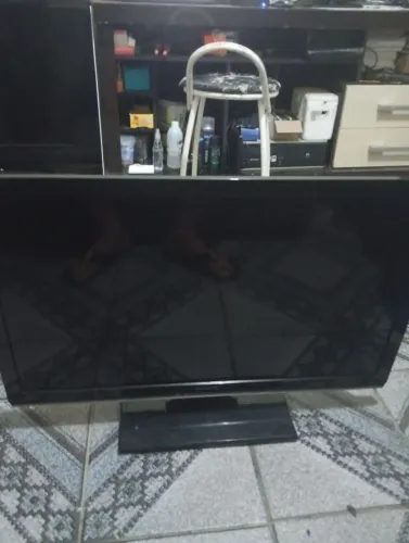 Vendo a tela de tv Panasonic TC-L32x5B a placa está queimada