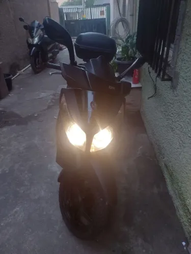 Citycom 300 i