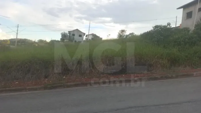 PIEDADE DOS GERAIS/MG-Lote de 300m² no Bairro Vista Alegre