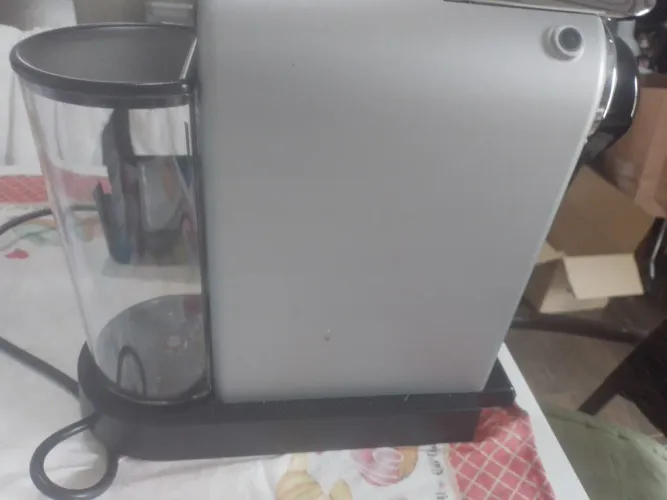 Máquina de café nespresso capela