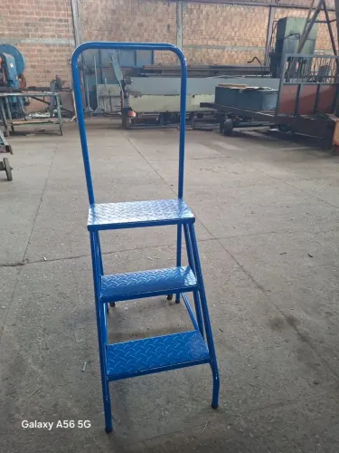 Escada plataforma