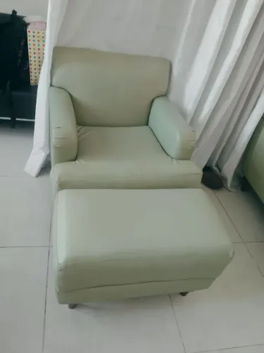 Poltronas com puff 