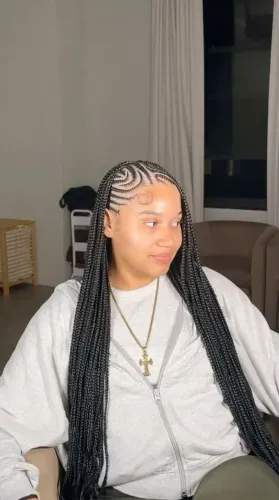 Coloca-se Tranças Box braids penteados diversos para festas e datas comemorativas
