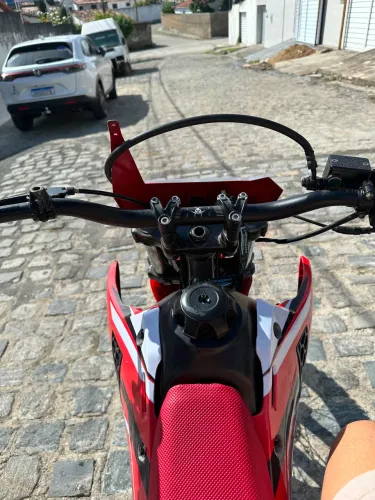 Honda xr 200r toda preparada para trilha!