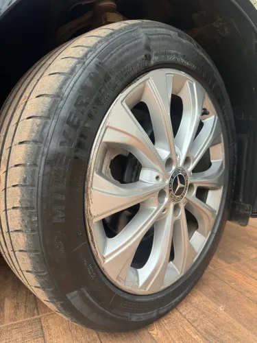Rodas 17 Mercedes C180 2019 com pneu Run Flat 225/50 Pirelli R$ 2.500