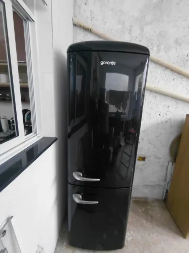 Vende-se geladeira marca gorenge, usada funciona, mas nao gela