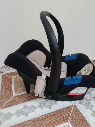 Bebê conforto Burigotto