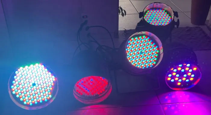 Kit com 5 luzes pra shows