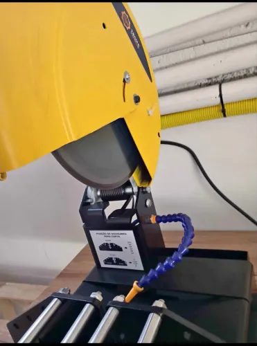 Máquina de Corte TT 2-6 Profissional - para mangueiras e tubos