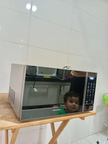 Microondas 32L em ótimo estado 