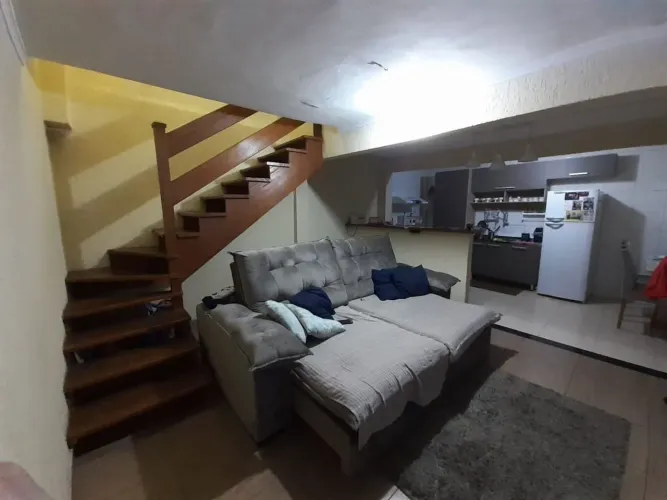 Sobrado em Avenida Emílio Ribas - Jardim Vila Galvão - Guarulhos/SP