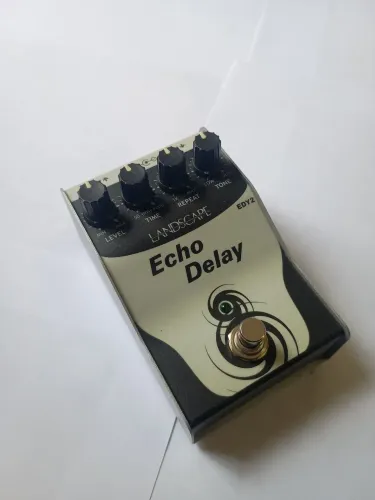 Landscape EDY-2 Echo Delay - Pedal de Delay Analógico