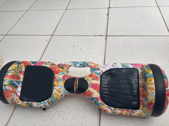 Hoverboard infantil seminovo 