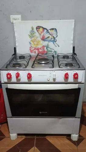Vende se 200 Bairro Calixtopólis meu whatsapp *