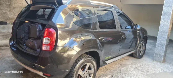 Renault Duster Dynamique 2.0 Hi-flex 16V Aut. 2013