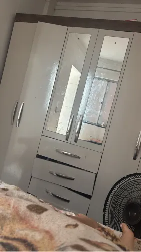 Guarda roupa