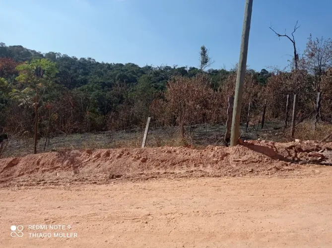 Dois Lotes - 605m em Juatuba MG