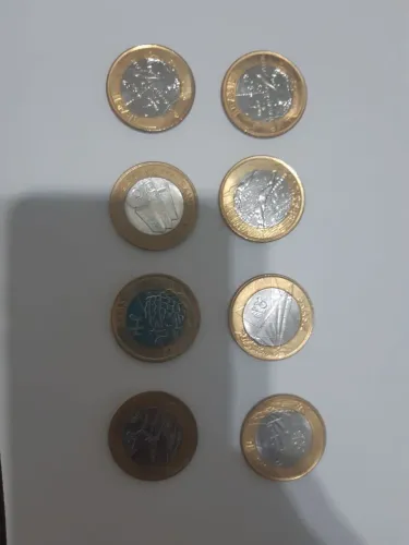 Moedas diversas( aceito propostas)
