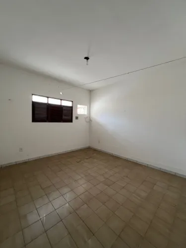 CASA PARA VENDER EM MANAÍRA COM 3 QUARTOS 01 SUÍTES NO BAIRRO MANAÍRA EM JOÃO PESSOA