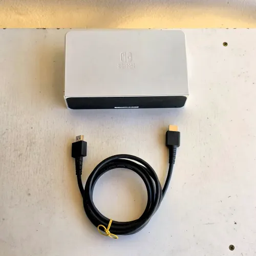 Dock + HDMI Switch Oled - EXCELENTE - OPORTUNIDADE