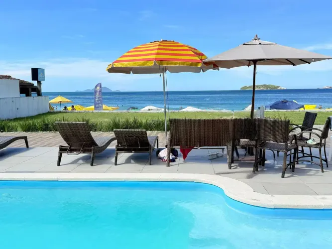Apartamento pé na areia à venda, Ingleses do Rio Vermelho, Florianópolis, SC