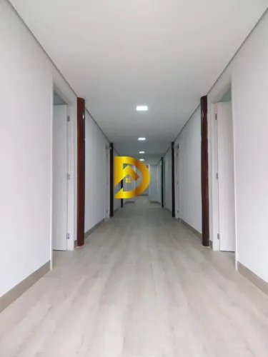 Sala com para aluguel, 18m² - Santa Marta - Uberaba
