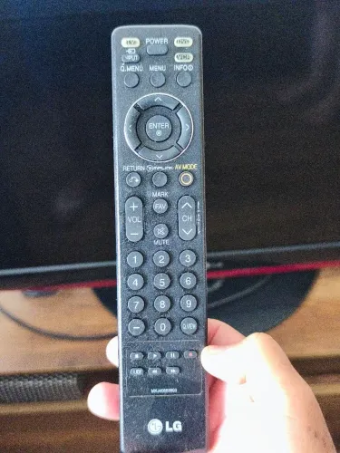 Vendo TV 32 LG Scarlat ótimo som