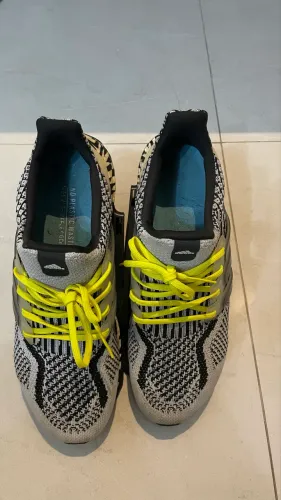 Adidas UltraBoost 5.0 DNA "Multi Pattern / White Turbo".