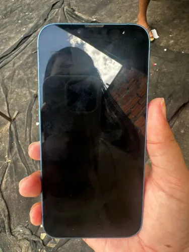 iPhone 13