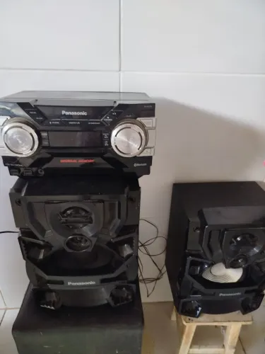 Som Panasonic AKX700