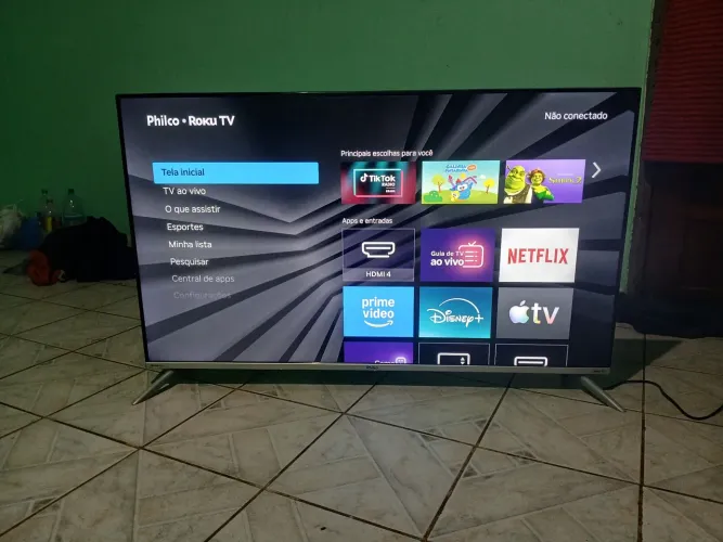 Roku tv philco 50 polegadas novinha no precinho pra vender logo